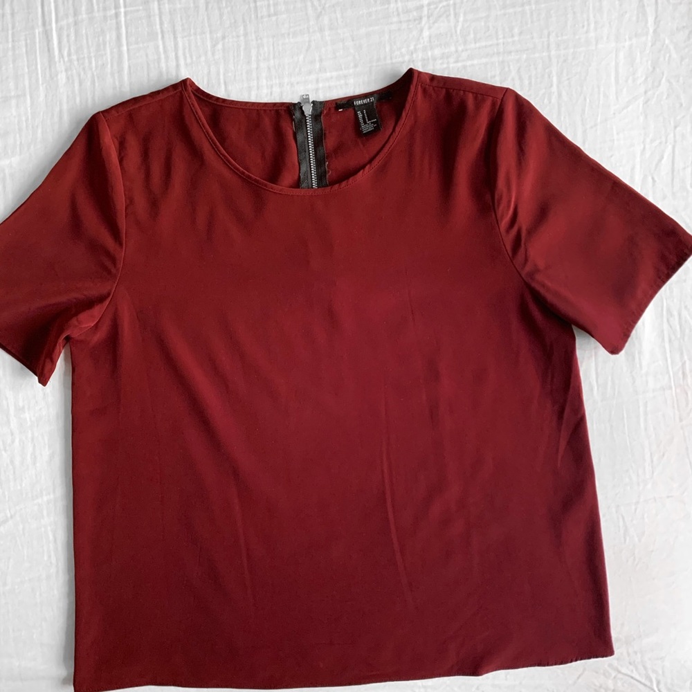 Dressy Zipper-Back T